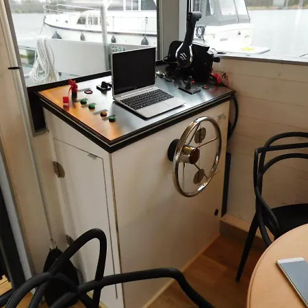 Bateau-hôtel Hausbot Na Vltave