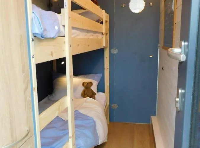 Botel Hausbot Na Vltave *